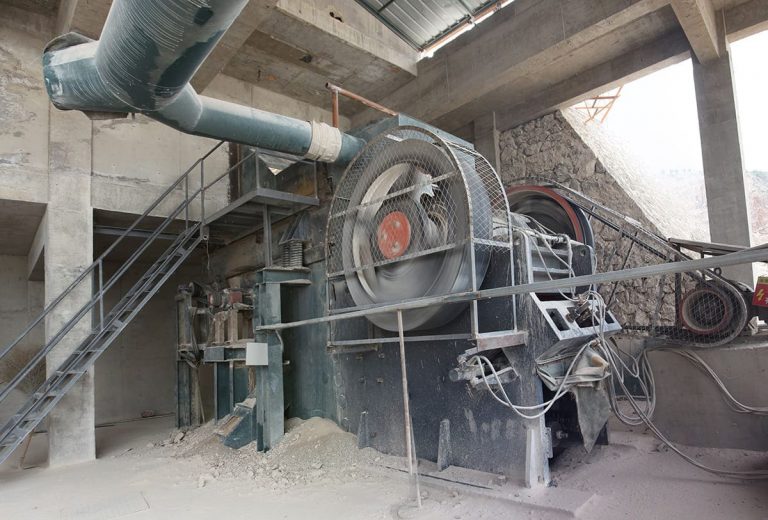 800 TPH Tuff Crushing Plant