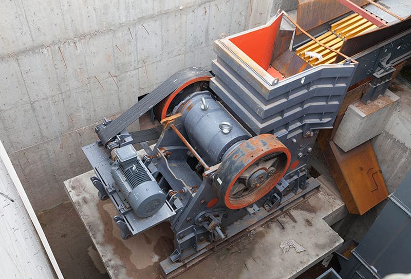 How does jaw crusher work