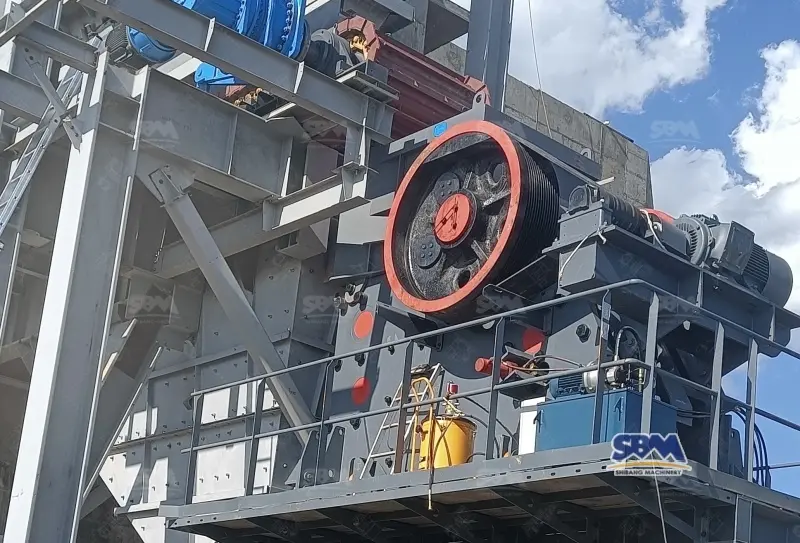 Crusher bijih besi