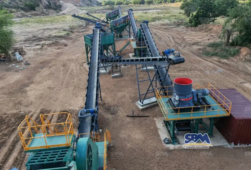 Stone Crusher and Crushed Gravel