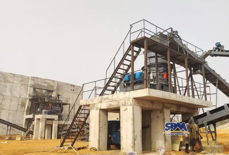 Concasseur de granit pour ballast ferroviaire: Comment produire fort, Pierre de piste angulaire?